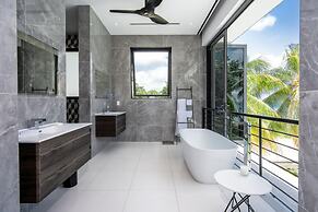 Onyx by Blue Sky Luxury