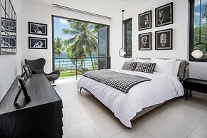 Onyx by Blue Sky Luxury
