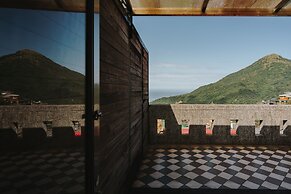 Mountain Traveler Inn