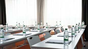 Maxx Phnom Penh Downtown (By H World)