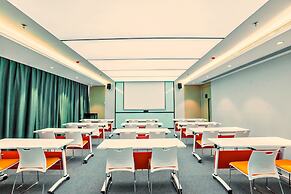 Maxx Phnom Penh Downtown (By H World)