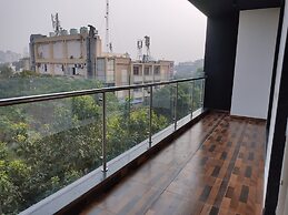 Perch Service Apartment-MG Road