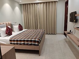 Perch Service Apartment-MG Road