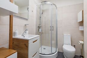 Nowa Flotylla Apartments by Renters