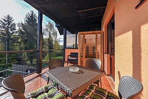 Twin Oasis Retreat With Pool & Spa