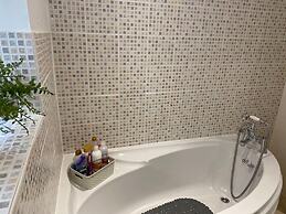 Apartment - Sleeps 2 - Pet Friendly - Parking