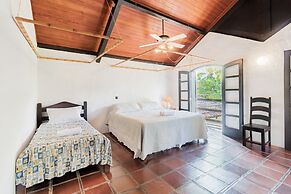 PF20 Casa 3 Quartos a 50m Praia do Forte