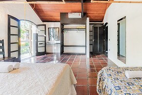 PF20 Casa 3 Quartos a 50m Praia do Forte