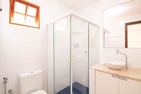 IT27 Village 3 Suítes Pé na Areia