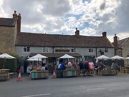 Lovely Quiet Cottage in Kemerton!