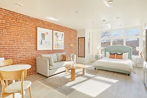 Reside Navy Yard, a Wyndham Residence