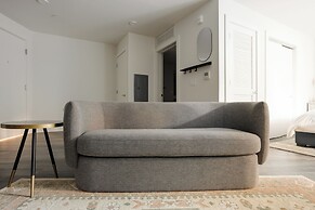 Reside Navy Yard, a Wyndham Residence