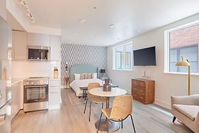 Reside Navy Yard, a Wyndham Residence