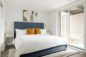 Reside Navy Yard, a Wyndham Residence