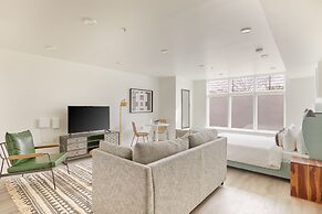 Reside Navy Yard, a Wyndham Residence