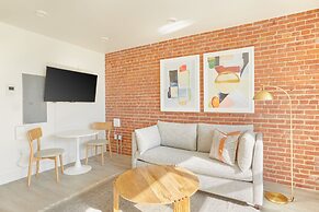 Reside Navy Yard, a Wyndham Residence