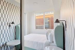 Reside Navy Yard, a Wyndham Residence