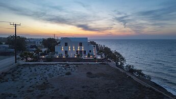 Michelangelo Beach Villa