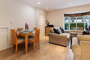 Park Place Court - Close to Town Centre and Beach