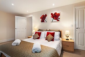 Park Place Court - Close to Town Centre and Beach