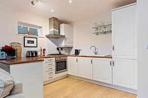 Park Place Court - Close to Town Centre and Beach