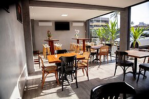 Cadiz Pousada e Lazer