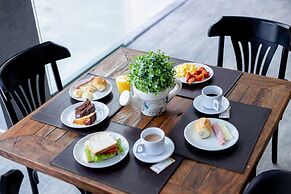 Cadiz Pousada e Lazer