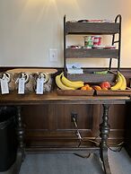 Surrey-Williamson Inn