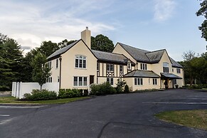 Surrey-Williamson Inn