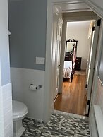 Surrey-Williamson Inn