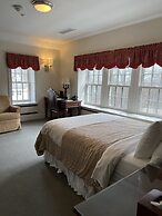 Surrey-Williamson Inn