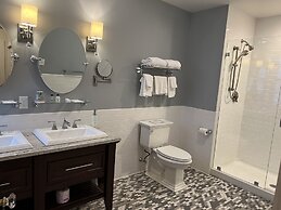 Surrey-Williamson Inn