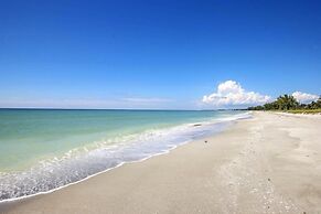 South Seas Beach House 22