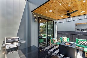 The Grove by AvantStay – Stylish Group Stay with Private Bathrooms