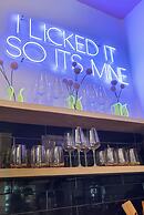 The Grove by AvantStay – Stylish Group Stay with Private Bathrooms