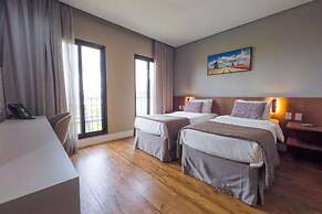 Royal Tulip Holambra