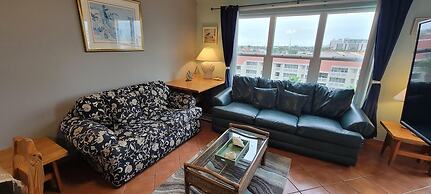 Great Family Condo * EZ Beach Access * SpaceX view (Gulfview II #604) 