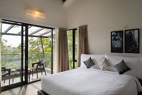 Tea Terrain Resorts & Spa