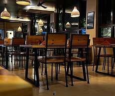 Tea Terrain Resorts & Spa