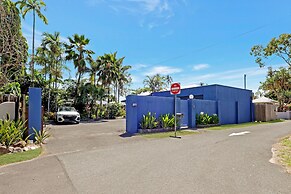 Absolute Beachfront House with Private Pool
