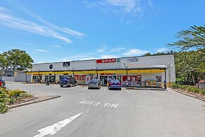 Absolute Beachfront House with Private Pool