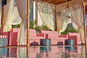 Now VX - Adults Only