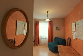 Cosy Rustic 1 Bedroom Apartment in Mala Strana