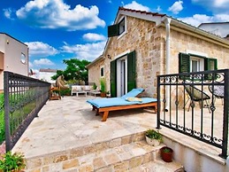 Beach House Calendula