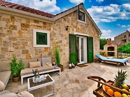 Beach House Calendula