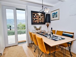 Beach House Calendula