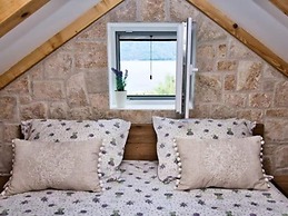 Beach House Calendula