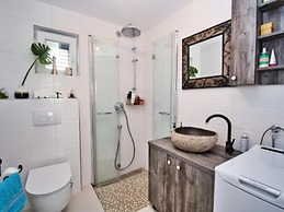 Beach House Calendula