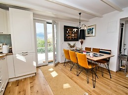 Beach House Calendula