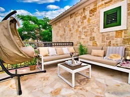 Beach House Calendula